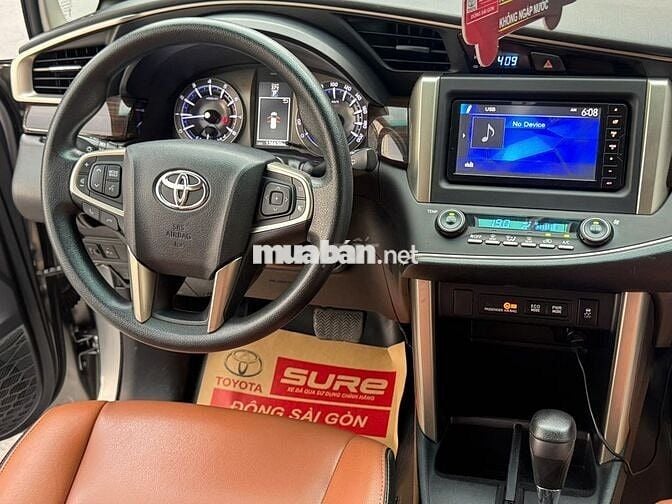 Innova G tự động 2019 chạy 136,000 giá còn giảm