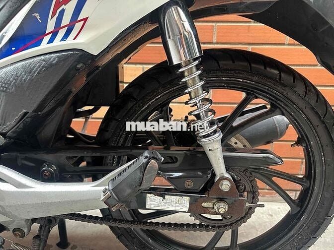 Suzuki Axelo 125 Xanh trắng Zin