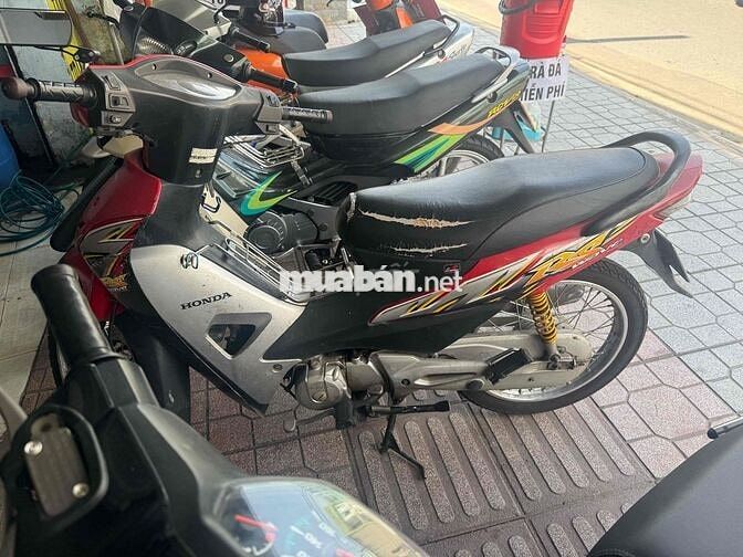 Honda Wave RS Đỏ Bạc Áo xấu