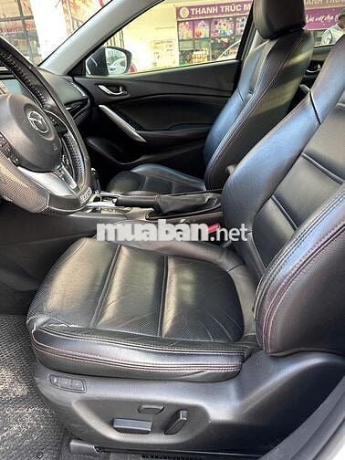 Mazda 6 2.5 Premium Trắng 8 vạn Da cao cấp