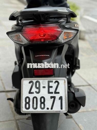 Honda Vision Đặc Biệt 2022 chuẩn 2.400km