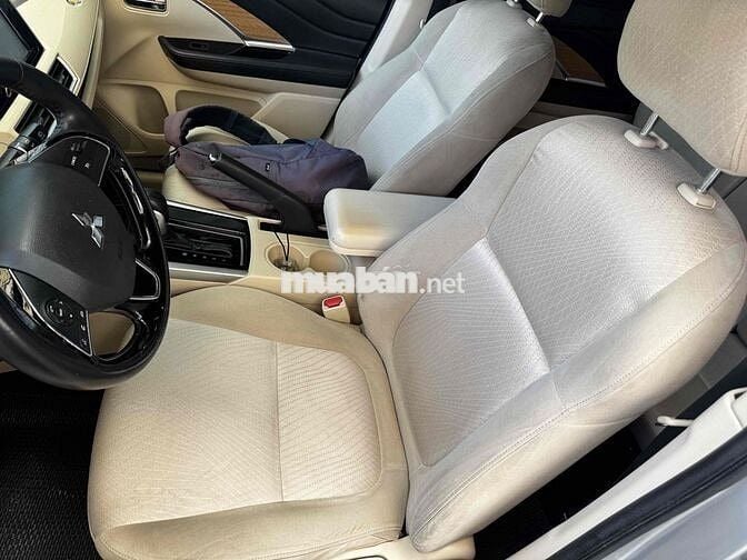 Mitsubishi Xpander 7 chỗ Số tự động Bạc Đk 2020