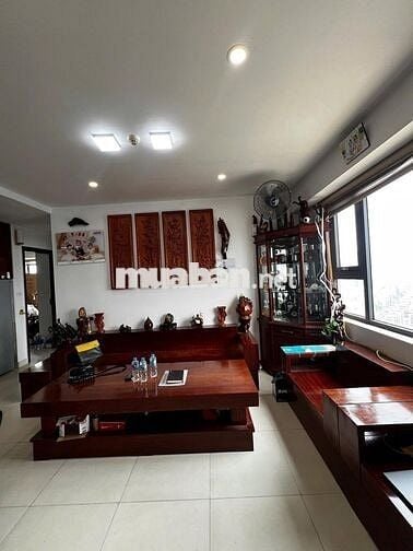 Giảm sâu! CC FLC 36 Phạm Hùng cạnh bến xe Mỹ Đình 70m2, 2PNKK, full