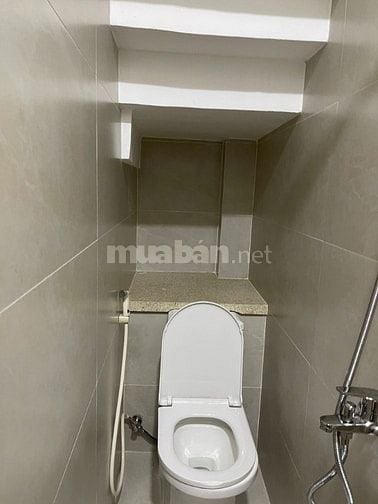 Bán nhà hẻm 5m - 410 CMT8 - 136m2 sàn, có thang máy, chỉ 9 tỷ