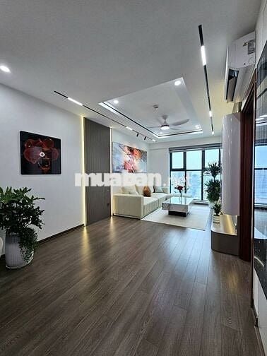 Giảm sâu! Căn góc CC Hong Kong Tower - Đê La Thành 67m2, 2PN, view đẹp
