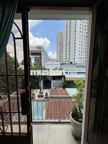 EM CẦN BÁN GẤPP NHÀ SỔ HỒNG RIÊNG - P. ĐÔNG HÒA, TP.HCM