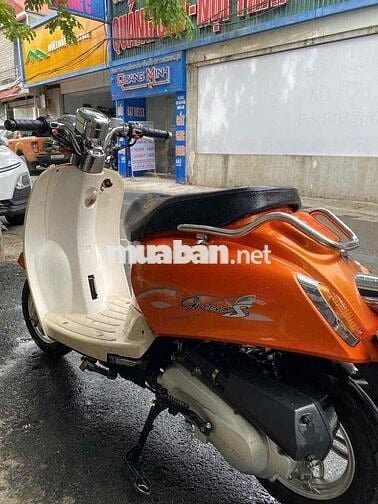 Xe tay ga Crea 50cc Cam Trắng Rất mới