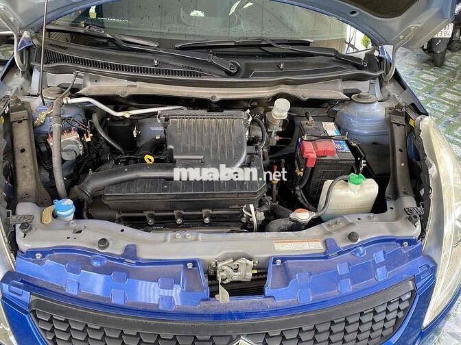 Suzuki Swift 2016 Tự động Xanh 32000 km