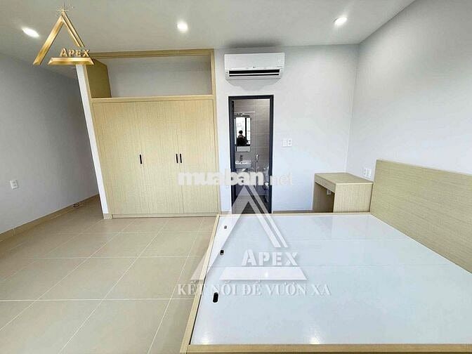 Mới 100% căn hộ ban công 40m2 ngay Bùi Đình Tuý gần chợ Bà Chiểu, Q1,3