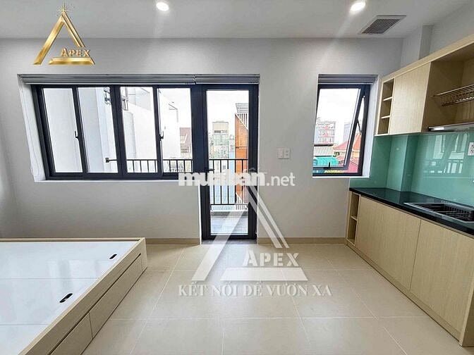 Mới 100% căn hộ ban công 40m2 ngay Bùi Đình Tuý gần chợ Bà Chiểu, Q1,3
