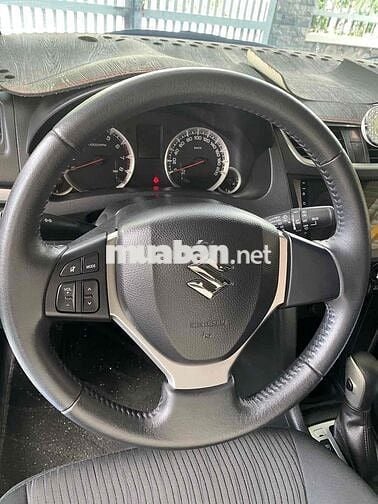 Suzuki Swift 2016 Tự động Xanh 32000 km