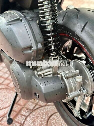 Yamaha NVX Đen, Đỏ Xe tay ga