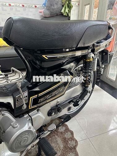 Honda Dream Thái Đen Xăng