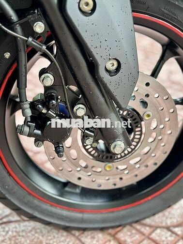 Yamaha NVX Đen, Đỏ Xe tay ga