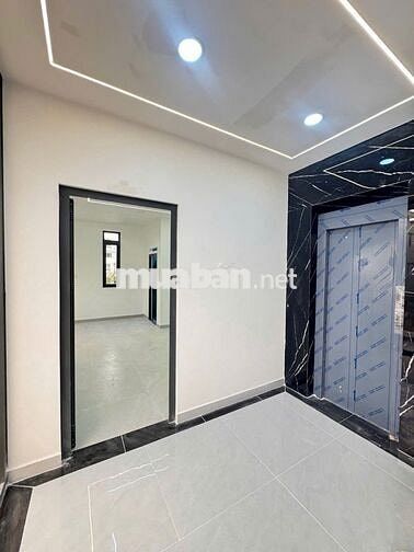 🏡 MẶT PHỐ LÔ GÓC – ĐỐI DIỆN AEON MALL TÊN LỬA – THANG MÁY CAO CẤP 