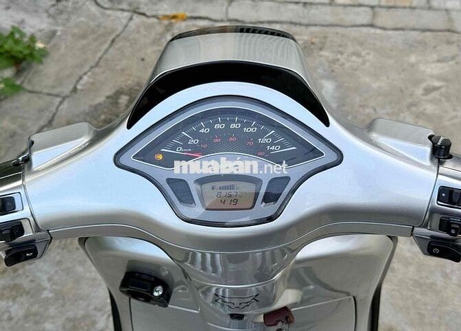 Piaggio Vespa Sprint 125 Abs 2017 Bạc Porsche