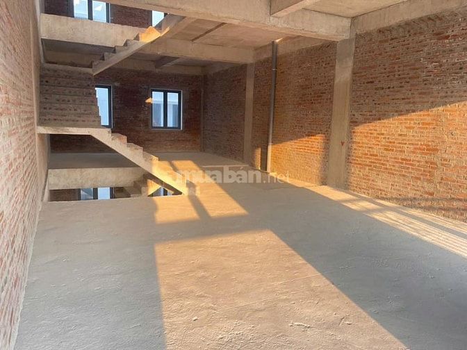 hơn 5tỷ 9 có ngay nhà liền kề đối diện Vinhomes 