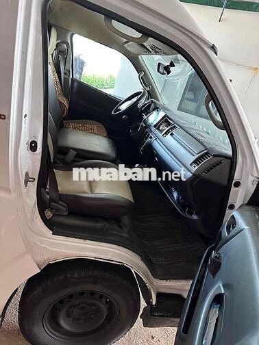 Toyota Hiace Van 2010 Trắng