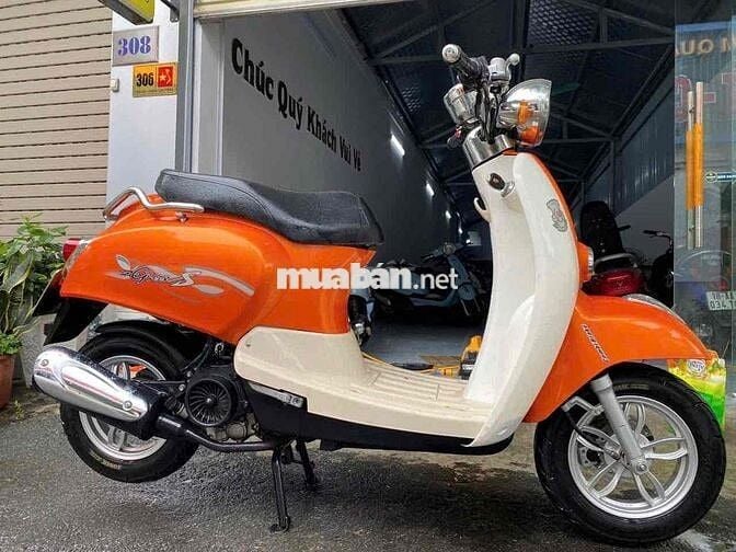 Xe tay ga Crea 50cc Cam Trắng Rất mới