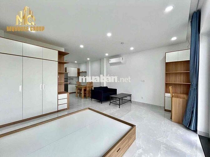 Căn hộ ban công 40m2 mới 100% ngay Lê Quang Định gần chợ Bà Chiểu,Q1,3