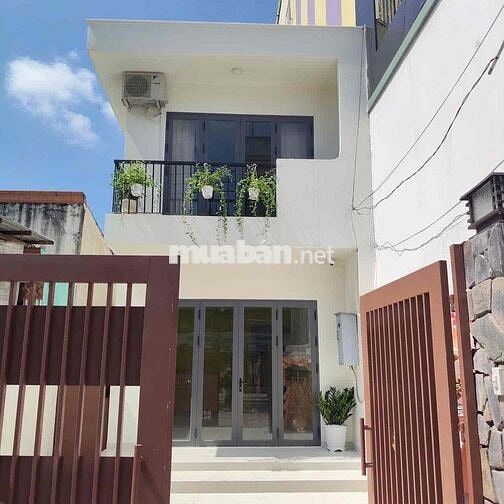 Ký túc xá chỉ 4ng phòng gần SPKT thủ Đức Từ 1Tr8
