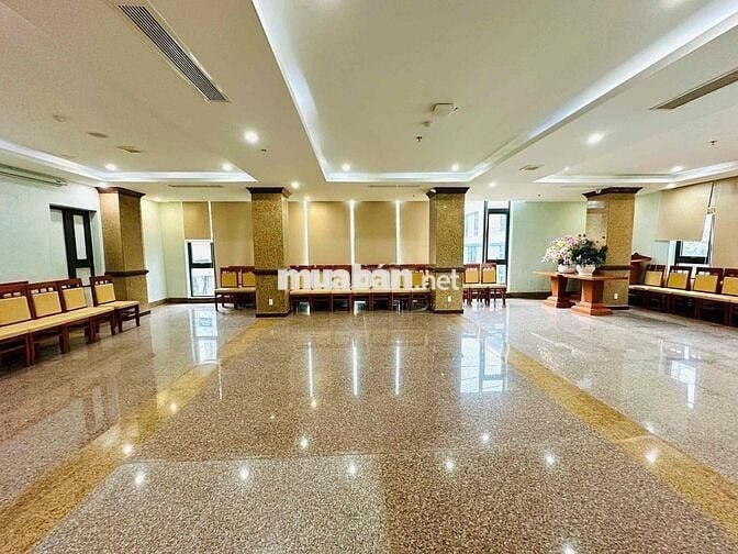 MB TẦNG 2 PHẠM VĂN ĐỒNG , DT:250m2, Ngang:12M Cần cho thuê nhanh