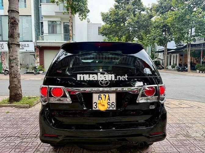 Toyota Fortuner 2016 Máy dầu Số sàn Đen