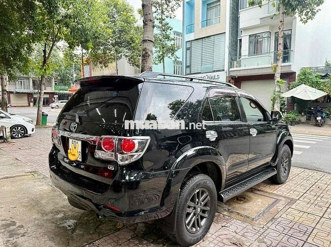 Toyota Fortuner 2016 Máy dầu Số sàn Đen