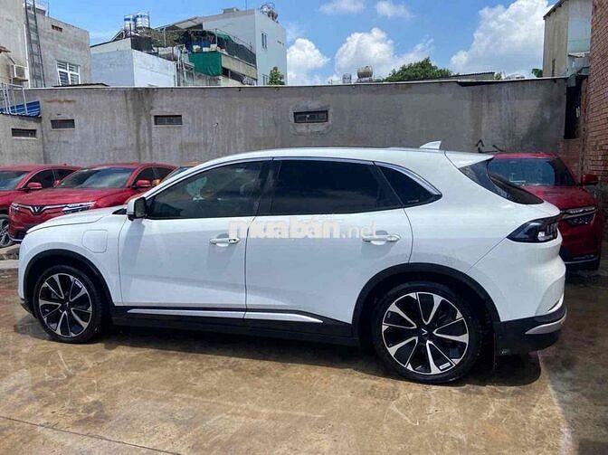 VinFast VF8 Plus 2023 Trắng ngọc trai 60.000 km
