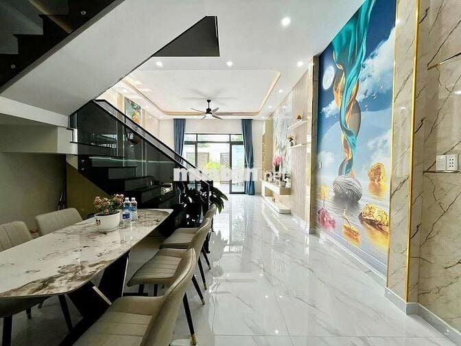 Bán gấp căn nhà 1T1L có SHR-Hoàn Công ngay Chợ Tân Mai 2.