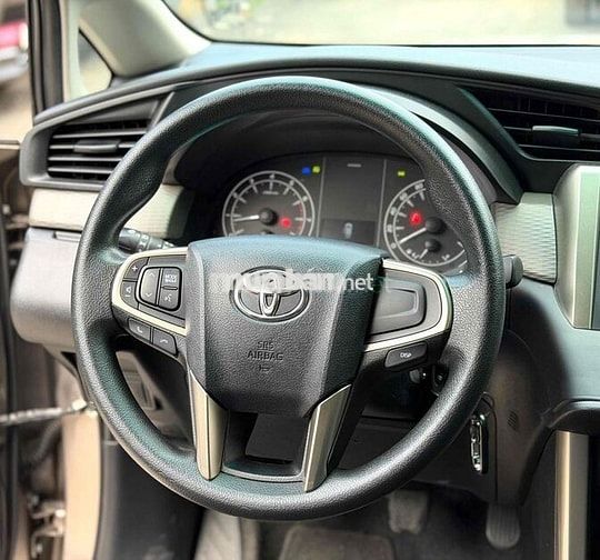 INNOVA 2.0E 2023 LƯỚT 6 VẠN ,HỖ TRỢ VAY 70%