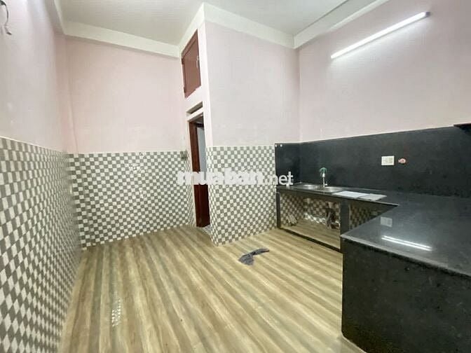 Giảm Thêm 200Tr, Nhà Hòa Bình, Giáp Q.11, Hẻm 8M Có Lề, 68M2, 3 Tầng