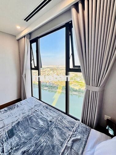 Chính chủ bán căn 3PN - 80m2 cc Masteri, view hồ, Vinhomes Smart City.