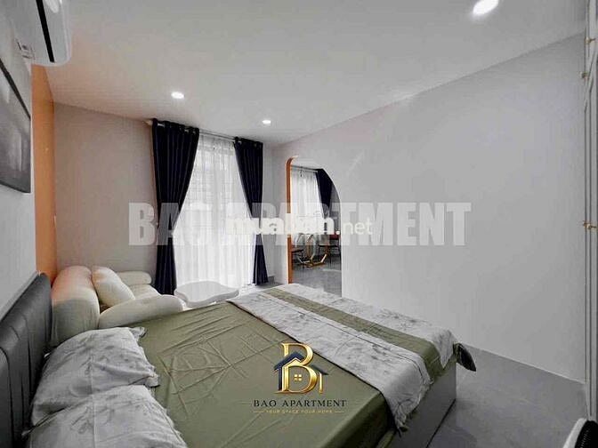 Cho thuê Căn hộ full nội thất ban công gần đại học Kinh tế Quận 10