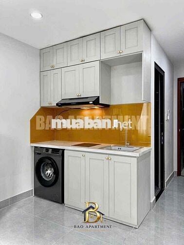 Cho thuê Căn hộ full nội thất ban công gần đại học Kinh tế Quận 10