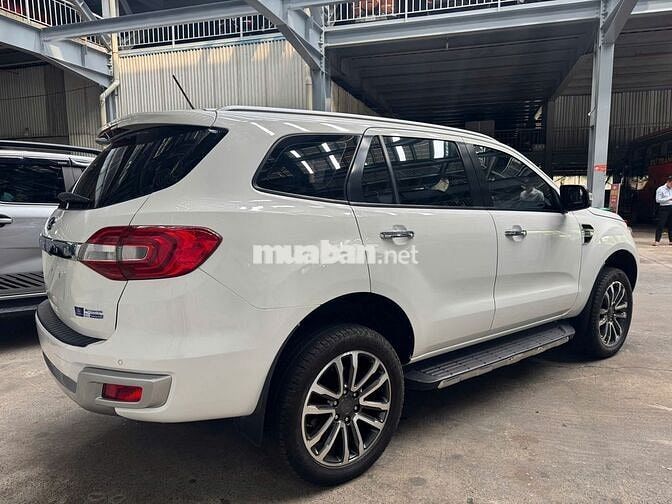 FORD EVEREST TITANIUM 4X2 Turbo 2020_xe Hãng XHĐ