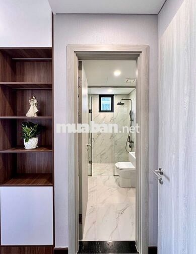 Chính chủ bán căn 3PN - 80m2 cc Masteri, view hồ, Vinhomes Smart City.
