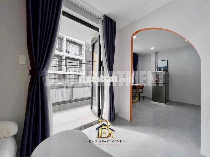 Cho thuê Căn hộ full nội thất ban công gần đại học Kinh tế Quận 10