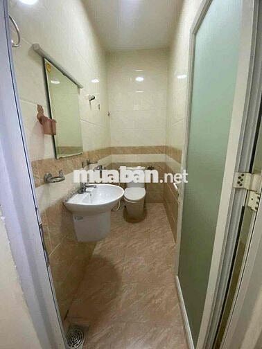 Chính chủ pass phòng ngay Học Viện Cán Bộ
