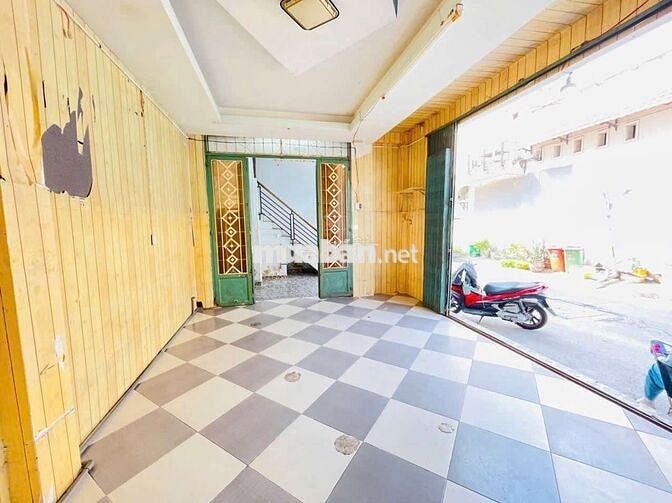 Mặt tiền kinh doanh Lê Văn Quới