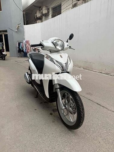 Honda SH Mode 2017 Trắng 28 ngàn km