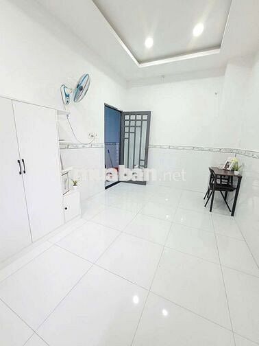 Cho thuê phòng ngay cầu Tham Lương q12, chỉ 3tr2/Tháng
