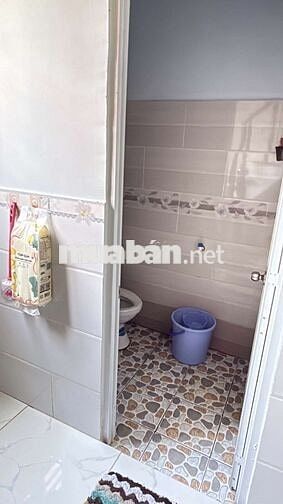 Bán nhà đường tập đoàn 4 . Ngã 3 tân kim , 