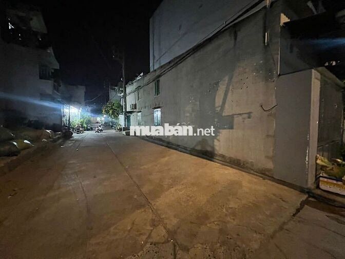 NHÀ CẤP 4 - LÊ VĂN QUỚI - BÌNH HƯNG HOÀ A - BÌNH TÂN - ĐƯỜNG XE HƠI  