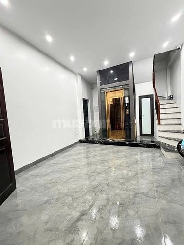 Bán Nhà Dòng Tiền, Lê Thanh Nghị, Hai Bà Trưng 35m, 6 tầng, 10.6 tỷ