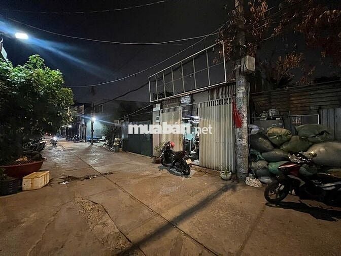 NHÀ CẤP 4 - LÊ VĂN QUỚI - BÌNH HƯNG HOÀ A - BÌNH TÂN - ĐƯỜNG XE HƠI  