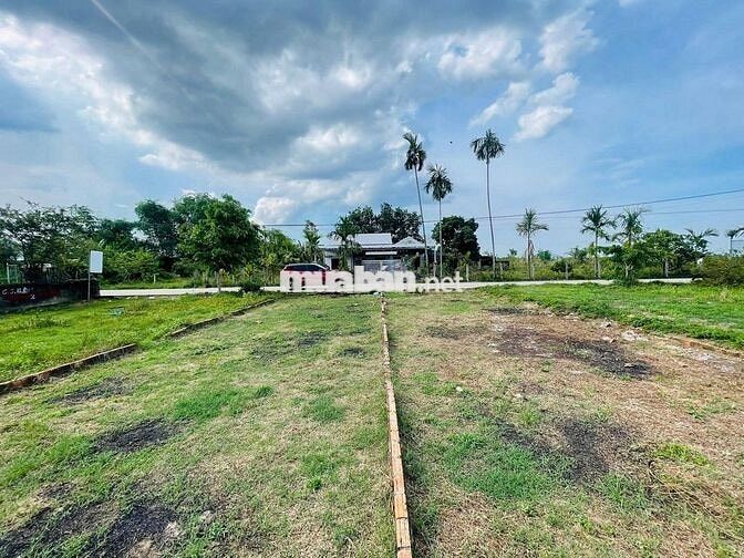 LÔ ĐẤT GIÁP RANH HOÀ TIẾN - GẦN CẦU QUẢNG ĐÀ - SẴN SỔ