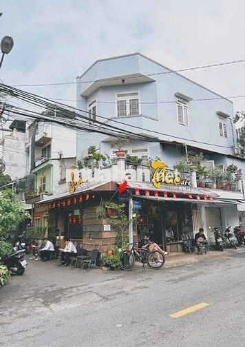 CAFE THỨC CẦN TUYỂN NHÂN Viên Nữ