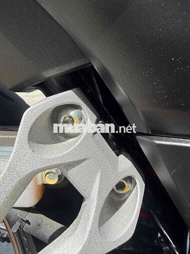Winner V4 Abs 2025 Đen mờ 1000 km bs 43 sieu đẹp
