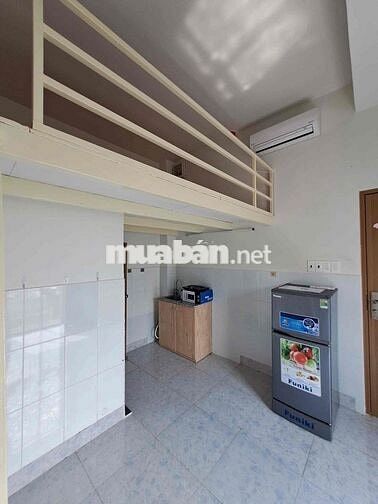 CHO THUÊ TRỌ BANCONG NỘI THẤT ĐỦ TỦ LẠNH MÁY LẠNH,NGAY CHỢ TÂN HƯƠNG
